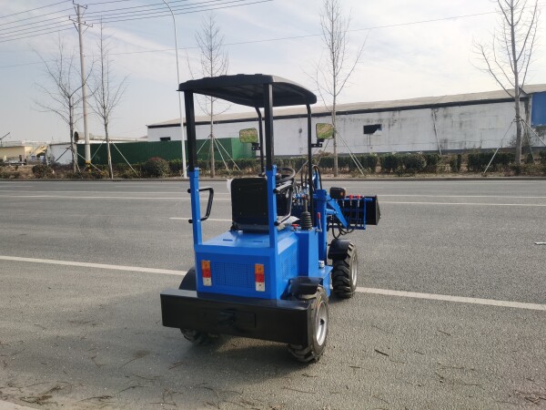 Compact and Powerful Mini Loader Busy at Both Ends